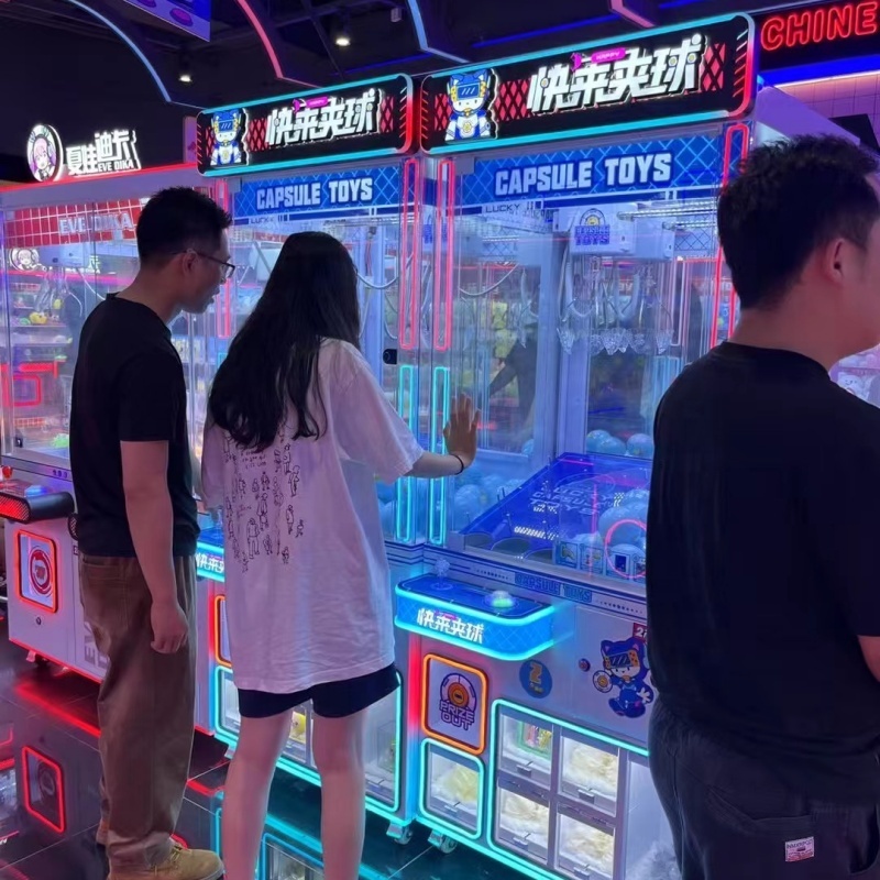Capsule Toys Claw Machine Cran - Arcade Prize Vending Machine recensie en prijs