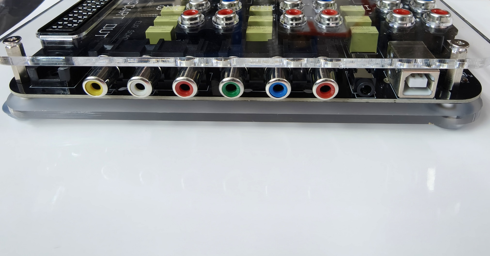 RGBS Automatic 6 In 1 Out Dist - Arcade Button Pcb recensie en prijs